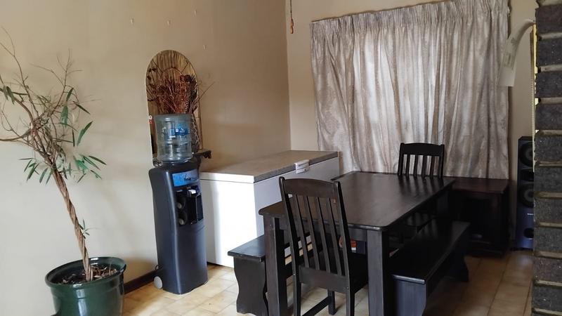 To Let 4 Bedroom Property for Rent in Elspark Gauteng