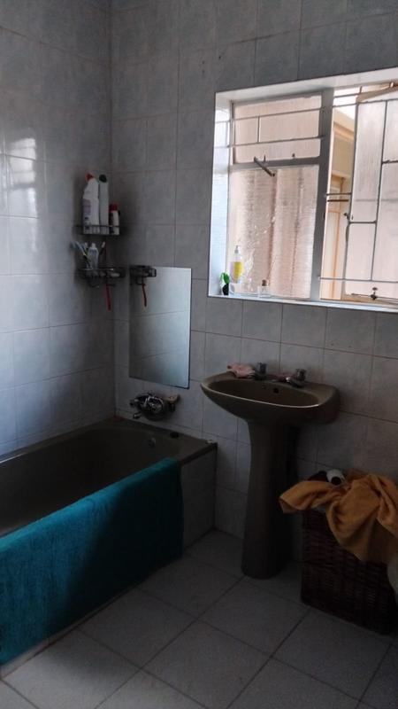 To Let 4 Bedroom Property for Rent in Elspark Gauteng