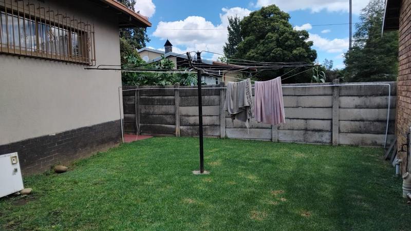 To Let 4 Bedroom Property for Rent in Elspark Gauteng