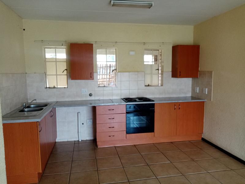 2 Bedroom Property for Sale in Laser Park Gauteng