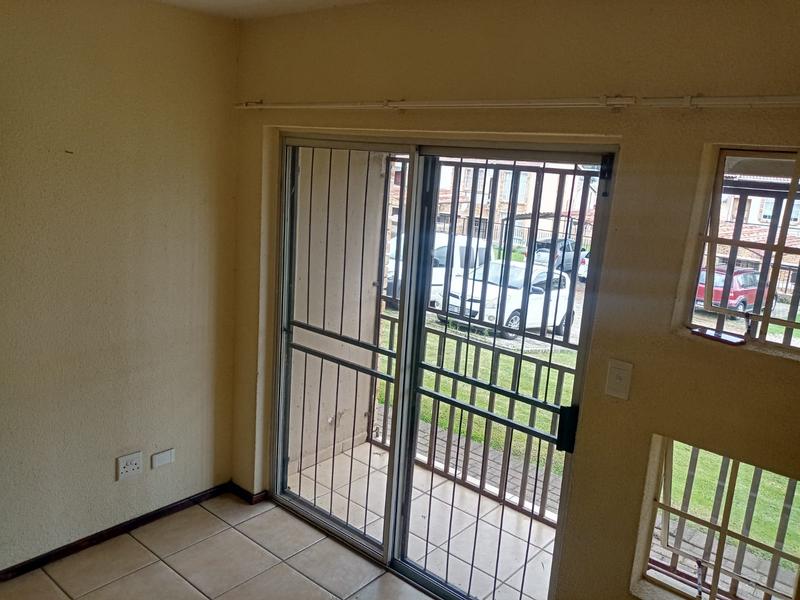 2 Bedroom Property for Sale in Laser Park Gauteng