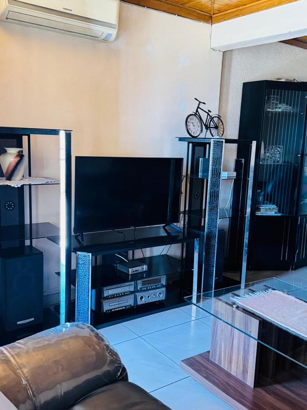 4 Bedroom Property for Sale in Vosloorus Gauteng