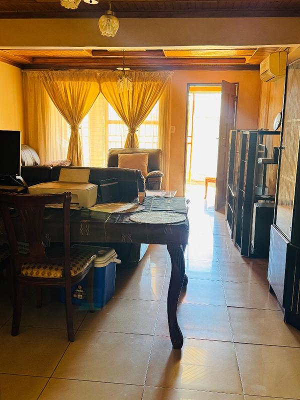 4 Bedroom Property for Sale in Vosloorus Gauteng