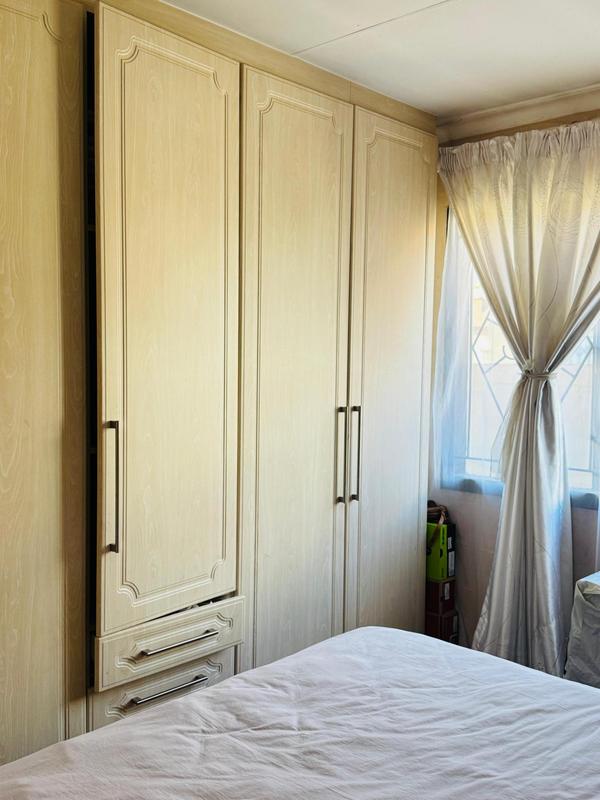 4 Bedroom Property for Sale in Vosloorus Gauteng