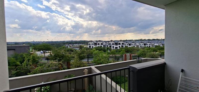 2 Bedroom Property for Sale in Waterfall Gauteng