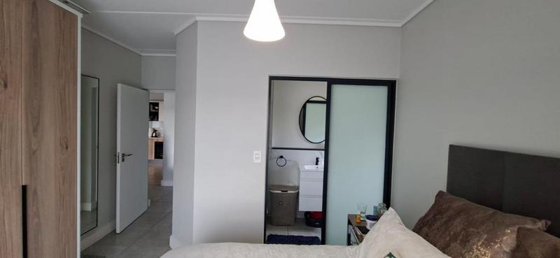 2 Bedroom Property for Sale in Waterfall Gauteng