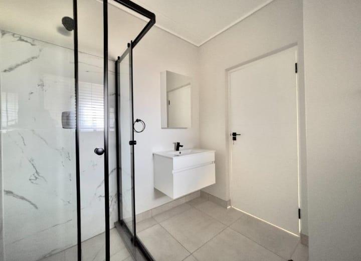 3 Bedroom Property for Sale in Waterfall Gauteng