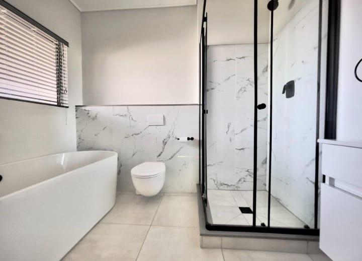 3 Bedroom Property for Sale in Waterfall Gauteng