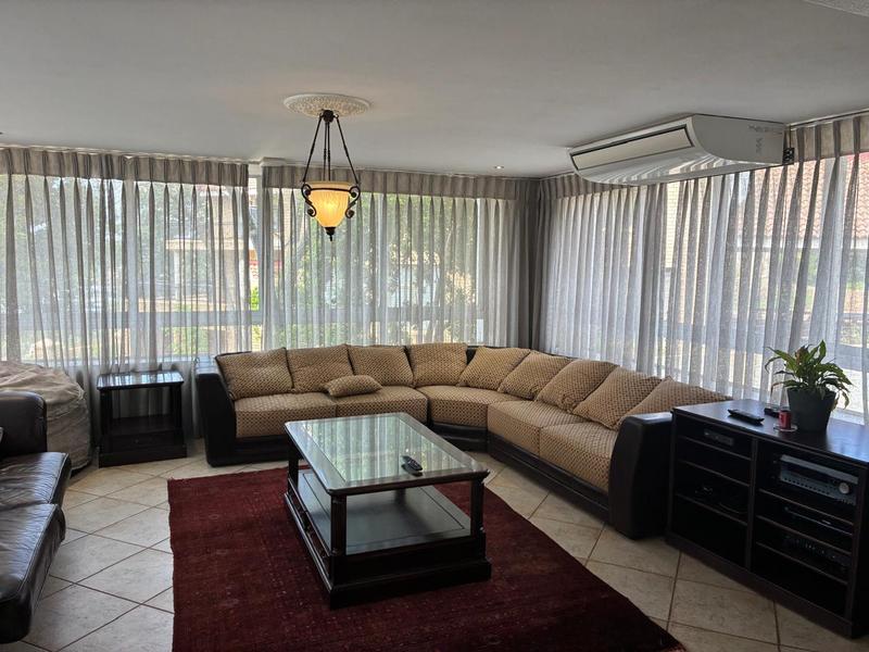 To Let 5 Bedroom Property for Rent in Waterkloof Ridge Gauteng