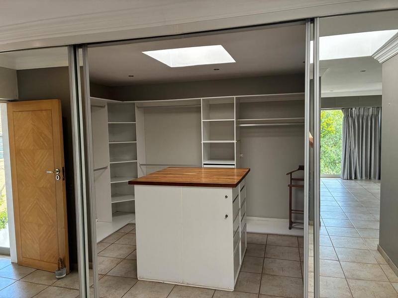 To Let 5 Bedroom Property for Rent in Waterkloof Ridge Gauteng