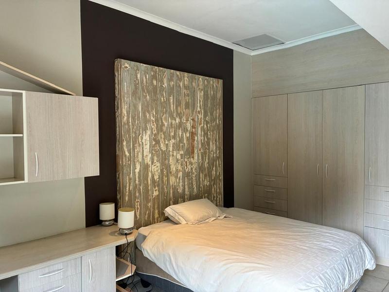 To Let 5 Bedroom Property for Rent in Waterkloof Ridge Gauteng