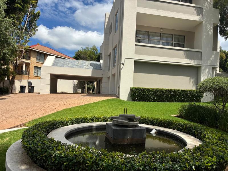 To Let 5 Bedroom Property for Rent in Waterkloof Ridge Gauteng