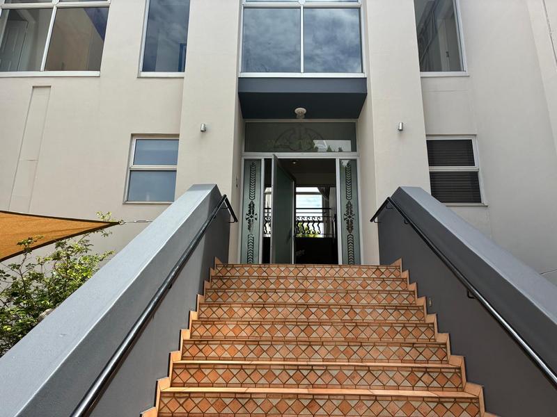 To Let 5 Bedroom Property for Rent in Waterkloof Ridge Gauteng