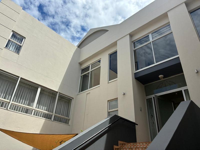 To Let 5 Bedroom Property for Rent in Waterkloof Ridge Gauteng