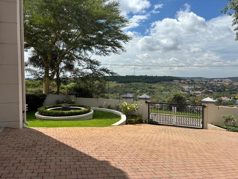 To Let 5 Bedroom Property for Rent in Waterkloof Ridge Gauteng