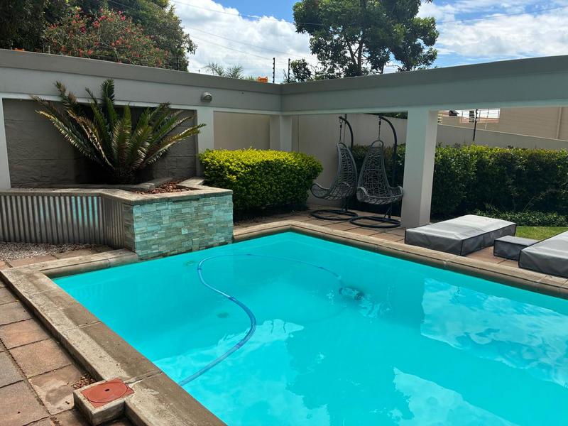 To Let 5 Bedroom Property for Rent in Waterkloof Ridge Gauteng