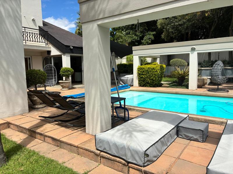 To Let 5 Bedroom Property for Rent in Waterkloof Ridge Gauteng