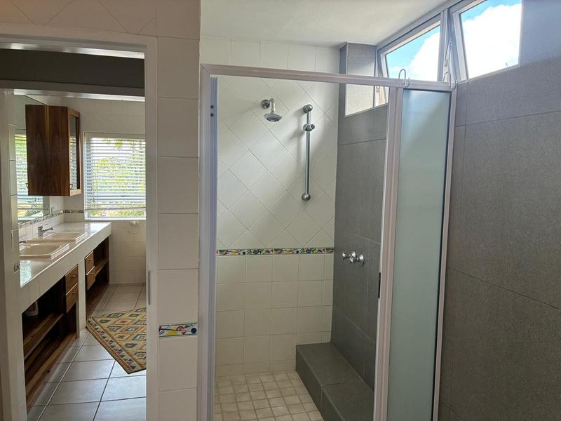 To Let 5 Bedroom Property for Rent in Waterkloof Ridge Gauteng