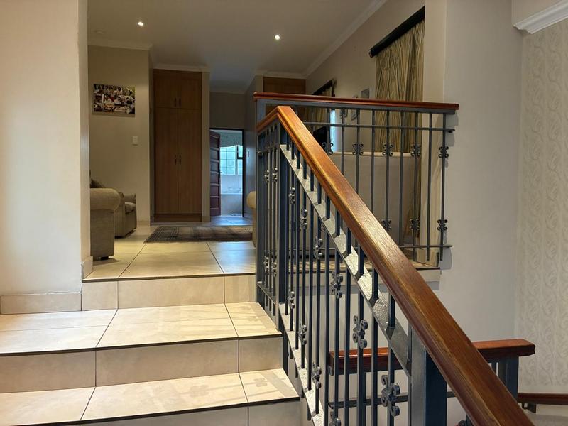 3 Bedroom Property for Sale in Waterkloof Ridge Gauteng