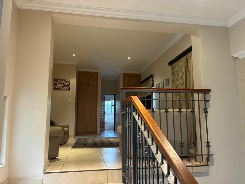 3 Bedroom Property for Sale in Waterkloof Ridge Gauteng