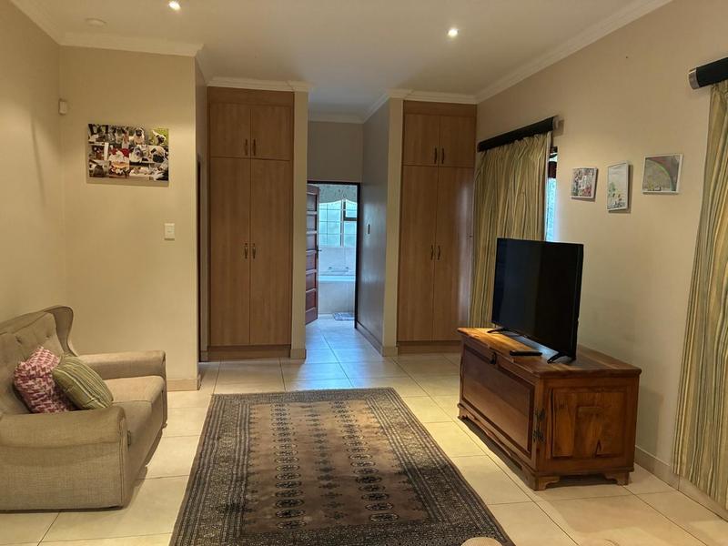 3 Bedroom Property for Sale in Waterkloof Ridge Gauteng