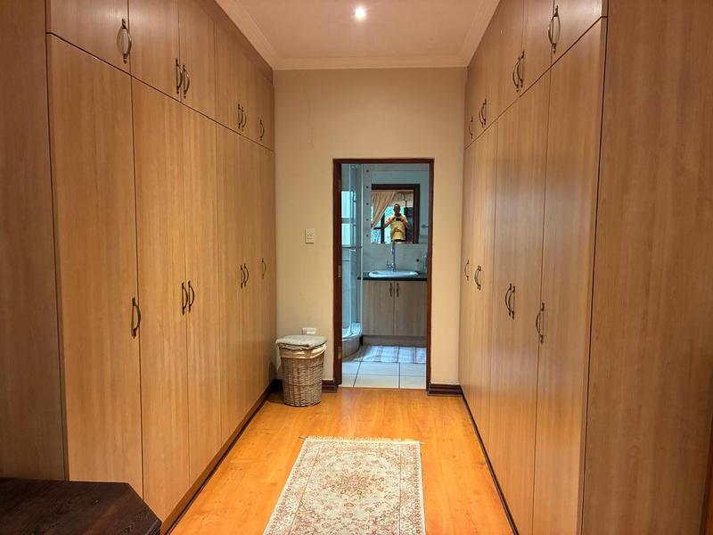 3 Bedroom Property for Sale in Waterkloof Ridge Gauteng