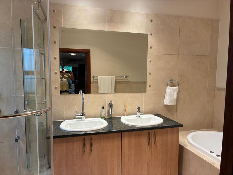 3 Bedroom Property for Sale in Waterkloof Ridge Gauteng