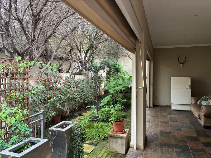 3 Bedroom Property for Sale in Waterkloof Ridge Gauteng