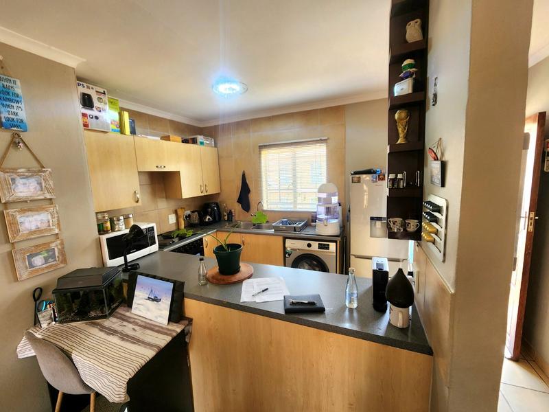 1 Bedroom Property for Sale in Newmark Estate Gauteng