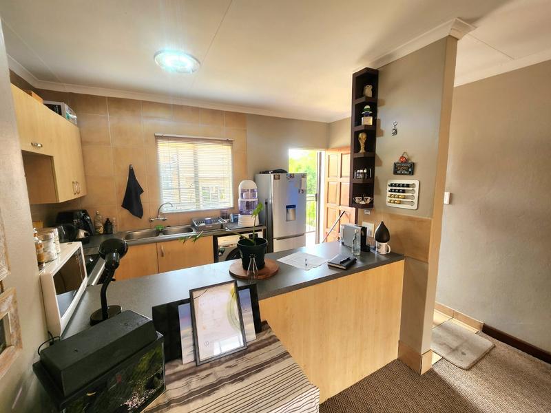 1 Bedroom Property for Sale in Newmark Estate Gauteng