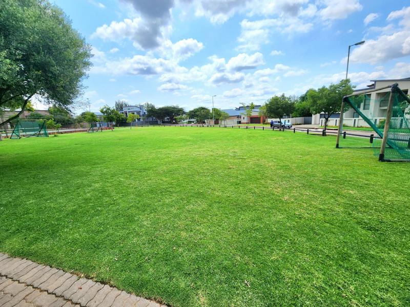 1 Bedroom Property for Sale in Newmark Estate Gauteng