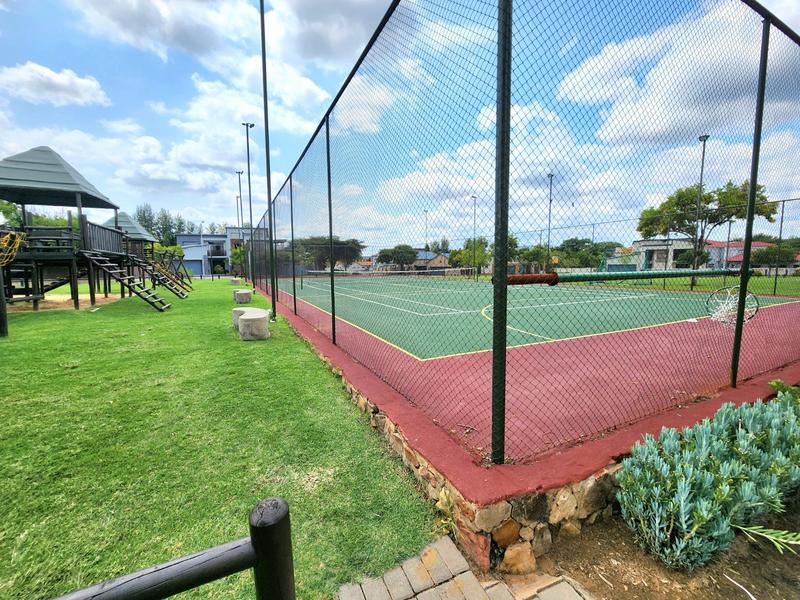 1 Bedroom Property for Sale in Newmark Estate Gauteng