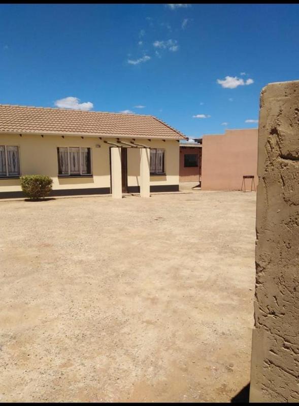 To Let 3 Bedroom Property for Rent in Protea Glen Gauteng