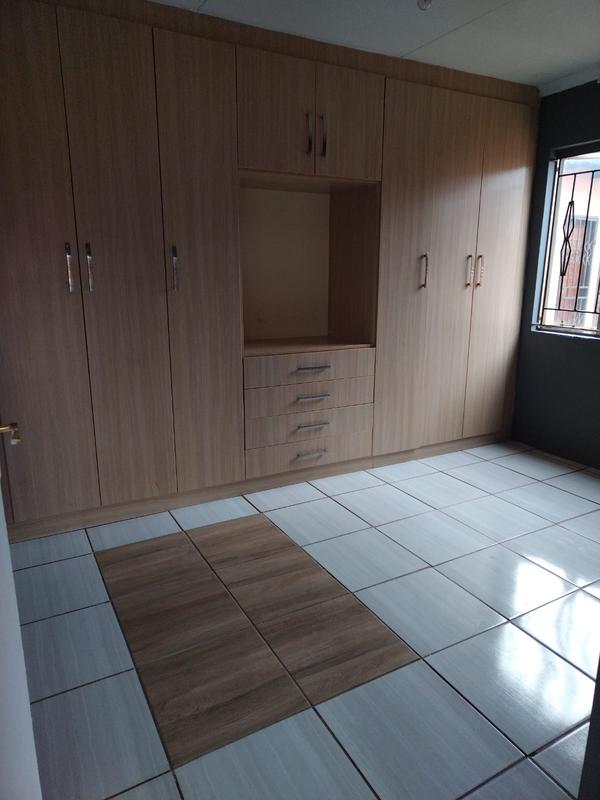 To Let 3 Bedroom Property for Rent in Protea Glen Gauteng
