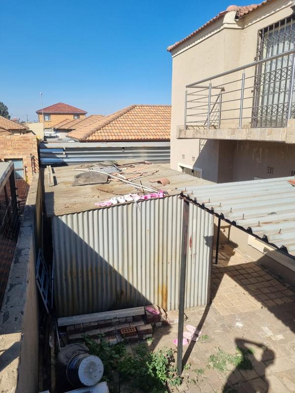 3 Bedroom Property for Sale in Buhle Park Gauteng
