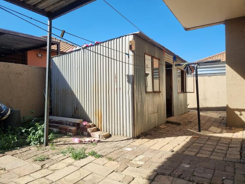 3 Bedroom Property for Sale in Buhle Park Gauteng