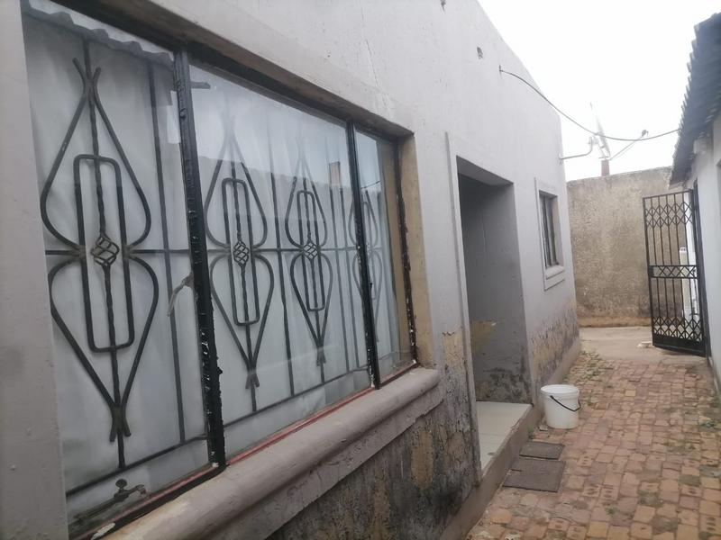 2 Bedroom Property for Sale in Vosloorus Gauteng