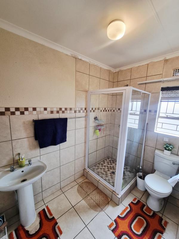 4 Bedroom Property for Sale in Leopard