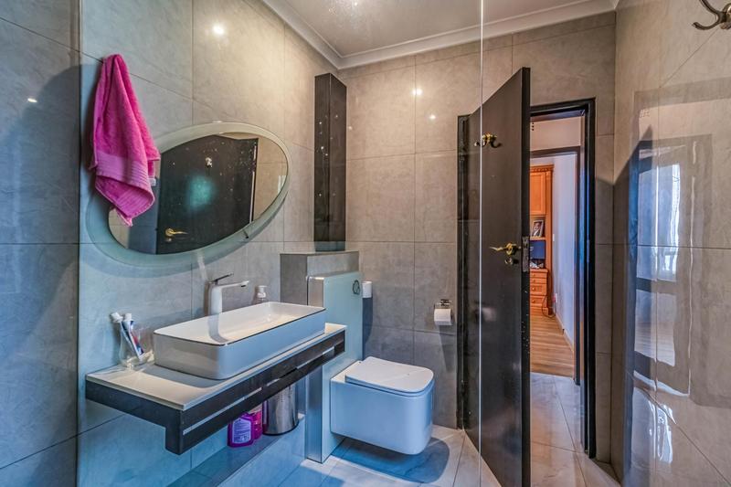 4 Bedroom Property for Sale in Bedfordview Gauteng