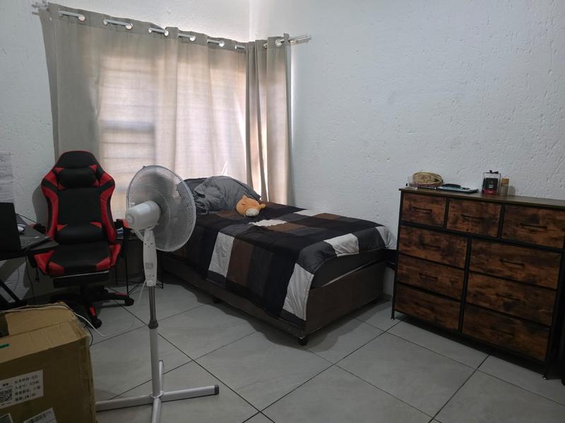 2 Bedroom Property for Sale in Sunninghill Gauteng