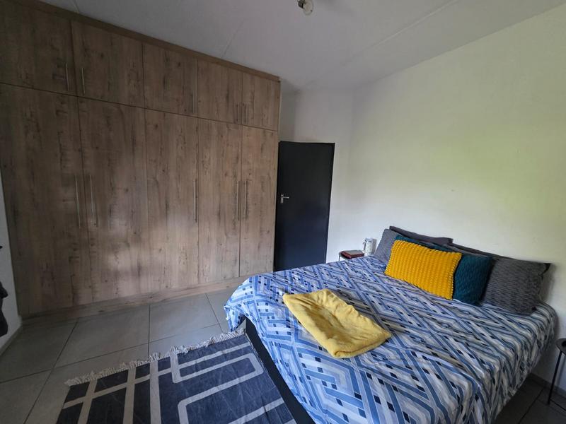 2 Bedroom Property for Sale in Sunninghill Gauteng