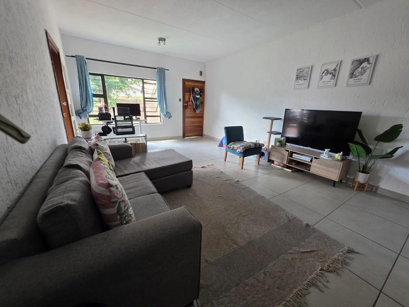 2 Bedroom Property for Sale in Sunninghill Gauteng