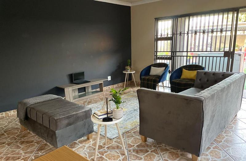 To Let 2 Bedroom Property for Rent in Brackenhurst Gauteng