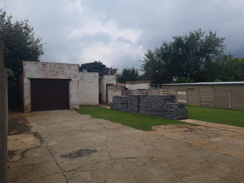 To Let 3 Bedroom Property for Rent in Florentia Gauteng
