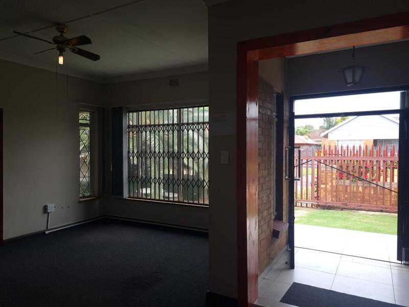 To Let 3 Bedroom Property for Rent in Florentia Gauteng