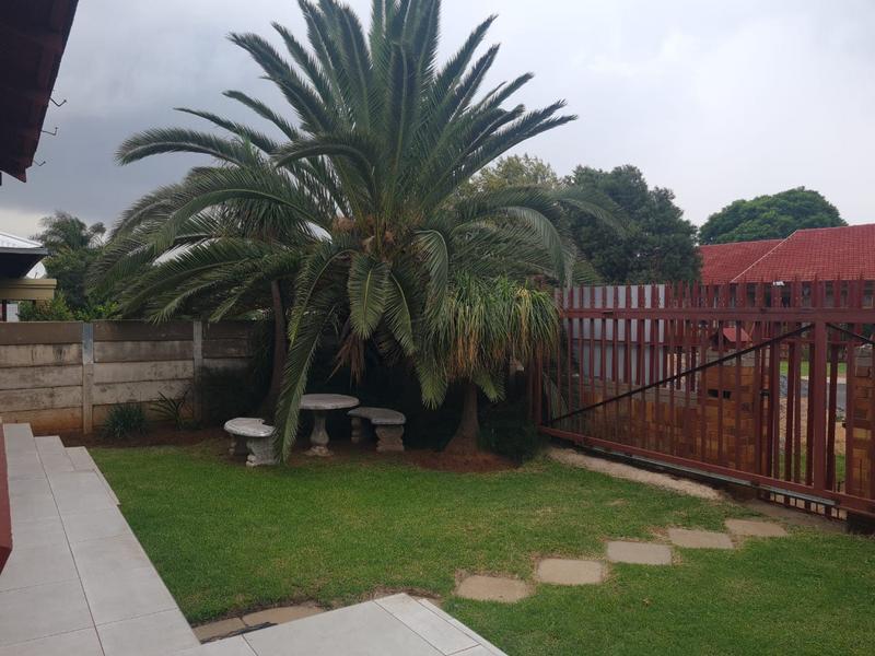 To Let 3 Bedroom Property for Rent in Florentia Gauteng
