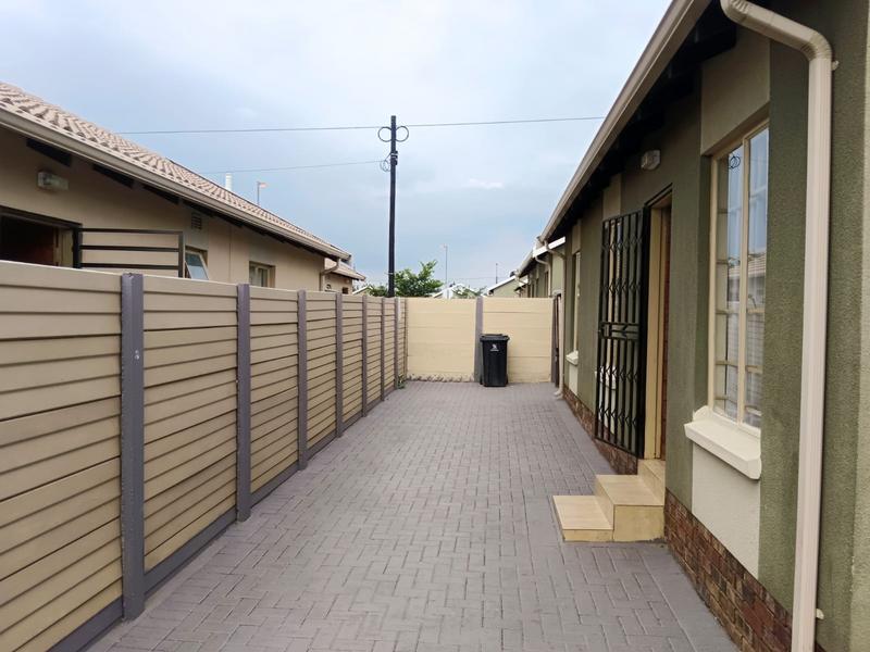 3 Bedroom Property for Sale in Sky City Gauteng
