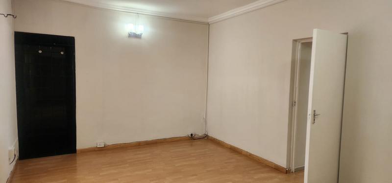 6 Bedroom Property for Sale in Brackendowns Gauteng