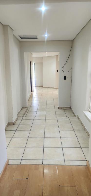 6 Bedroom Property for Sale in Brackendowns Gauteng