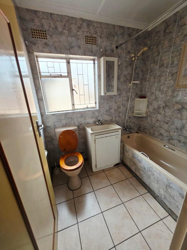 10 Bedroom Property for Sale in Klopperpark Gauteng